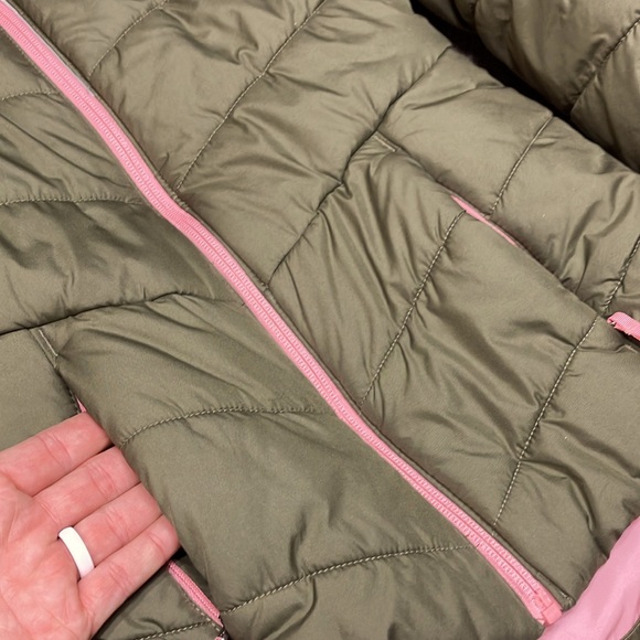 Girls Columbia puffer jacket size S (7/8) - Picture 3 of 12